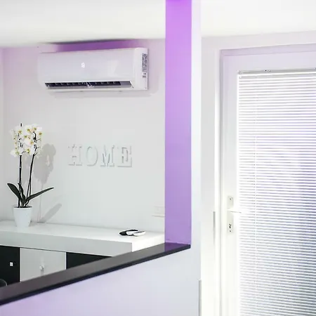 Apartment Robo 4